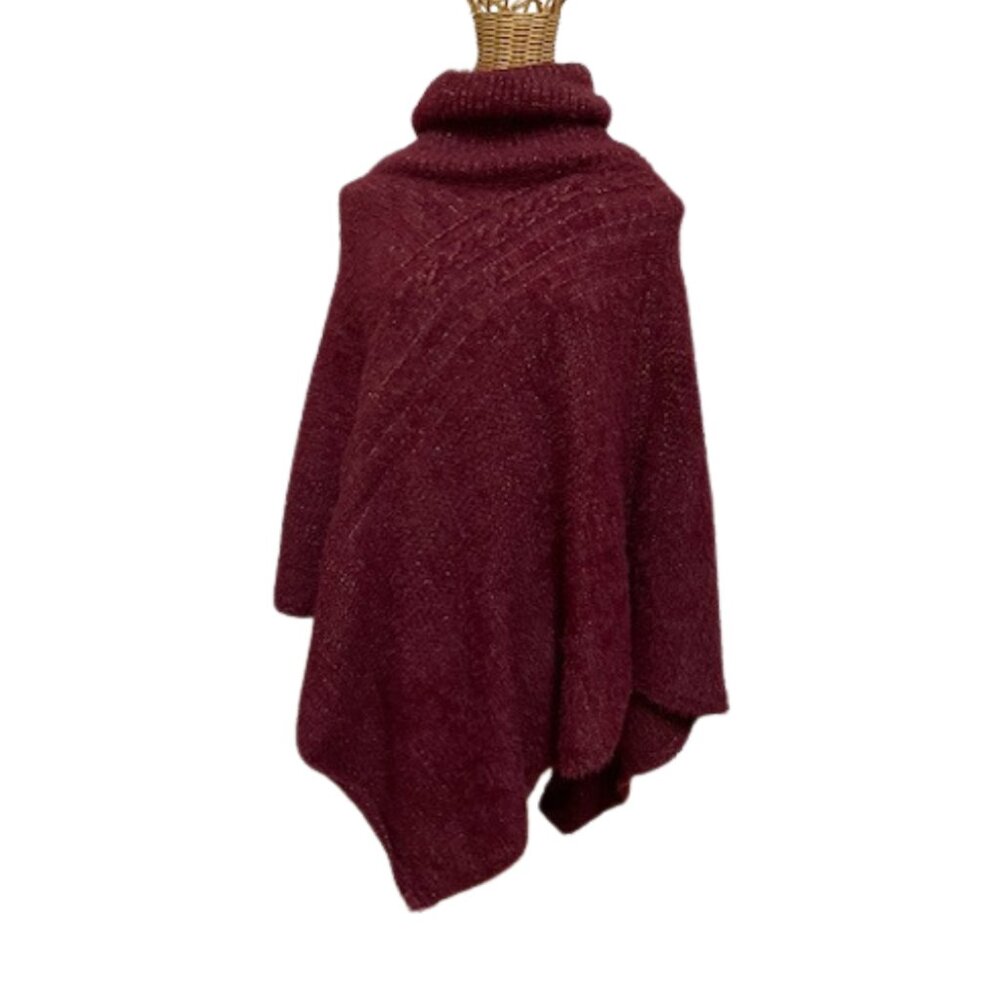 Janice heavyweight Sedona red poncho.